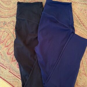 Beyond Yoga Dual-Tone Black and Navy Leggings